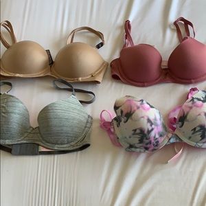 Victoria’s Secret / Pink Bras